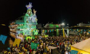 Romaria das Águas celebra 15 anos com mega procissão fluvial de Manaus a Parintins