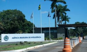 PF tem áudio de conversa entre Bolsonaro e Ramagem no caso Abin