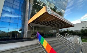 Defensoria Pública realizará mutirão de serviços para LGBTQIAPN+ no Centro de Manaus