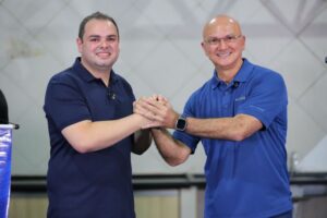 Roberto Cidade alcança vice-liderança na disputa pela Prefeitura de Manaus