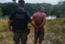 Mãe flagra homem deitado apenas de cueca ao lado da sua filha de apenas 11 anos, no AM