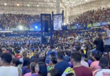 Roberto Cidade reúne exército de eleitores e apoiadores em convenção para prefeito de Manaus Roberto Cidade Fortalece Sua Candidatura em Convenção Histórica no Amadeu Teixeira