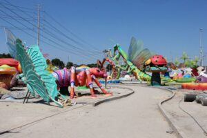 Segunda etapa do Gigantes da Floresta entra na fase de acabamentos e pintura com cores lúdicas e vibrantes