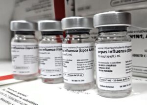Amazonas recebe mais de 500 mil doses de vacina contra influenza para campanha de imunização contra a doença
