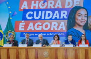 ‘A gente quer ter o verão com menos dengue na história’, diz Lula ao lançar plano contra arboviroses