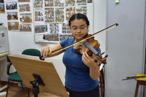 Vestibular e SIS: UEA aplica provas de habilidades dos cursos de Dança, Música e Teatro no domingo (15)