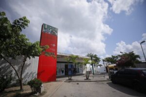 Governo do Amazonas rebate David Almeida e critica prefeitura por falta de gestão na saúde: ‘Total incapacidade’