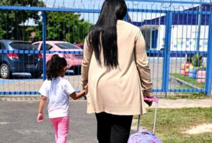 Terceirizados do governo têm redução de jornada e auxílio para creche