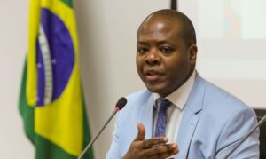 Ministério das Mulheres diz que denúncias contra Silvio Almeida são graves
