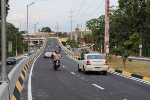 Trânsito flui livremente após uma semana da entrega do Complexo Viário Márcio Souza