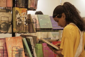 Feira de Livros do Sesc começa nesta quinta-feira (31), com entrada gratuita; confira a programação