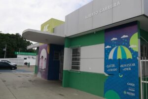 Campanha rastreia incidência de escoliose na coluna vertebral em crianças e adolescentes