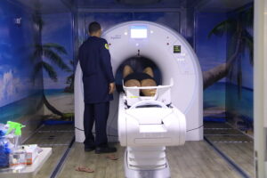 Zona Norte de Manaus recebe unidades móveis com serviços de mamografia, ultrassonografia e tomografia