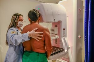 Outubro Rosa: SES-AM oferece mais de 3 mil mamografias e amplia cirurgias ginecológicas