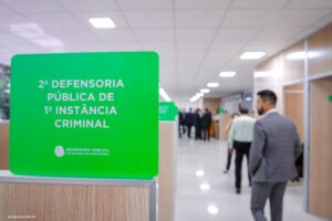 DPE obtém absolvição de homem condenado por roubo em Manaus após falhas no reconhecimento criminal