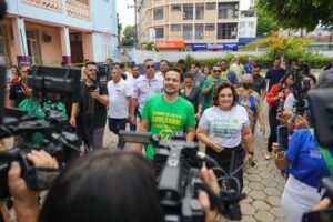 Capitão Alberto Neto e Professora Maria do Carmo falam de esperança em domingo de eleição: ‘Vamos devolver Manaus ao seu povo’