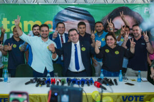 Wilker Barreto declara apoio a Alberto Neto no 2° turno das eleições: ‘A cidade precisa respirar novos ares’