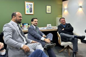 Capitão Alberto Neto e Jair Bolsonaro planejam 2026: ‘O presente é deles, mas o futuro é nosso’