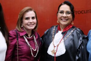 Yara Amazônia Lins prestigia posse da nova procuradora-geral do MP-AM