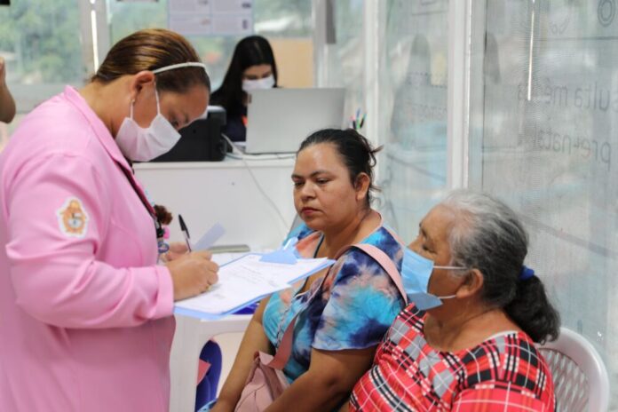 Manaus: Unidades Móveis da Semsa levam exames e consultas para novas regiões