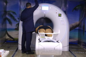 Carretas da Saúde vão levar mais de 4 mil exames para as zonas Oeste e Sul de Manaus