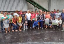 Governo do Amazonas entrega 96 mil alevinos a piscicultores de Rio Preto da Eva