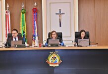 TCE-AM reprova contas da Câmara de Juruá e multa ex-presidente em R$ 306,8 mil TCE-AM reprova contas da Câmara de Juruá e multa ex-presidente em R$ 306,8 mil