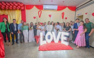 Emoção e reencontros marcam o casamento coletivo LGBTQIAPN+ realizado no Centro de Detenção Feminino de Manaus