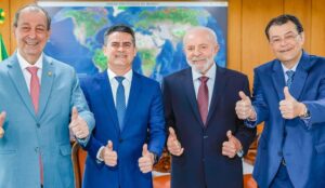 Prefeito de Manaus agradece Lula por investimento de R$ 495 milhões para mobilidade urbana