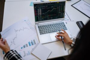 Como a Taxa Selic afeta seus Investimentos em 2024: o que você precisa saber