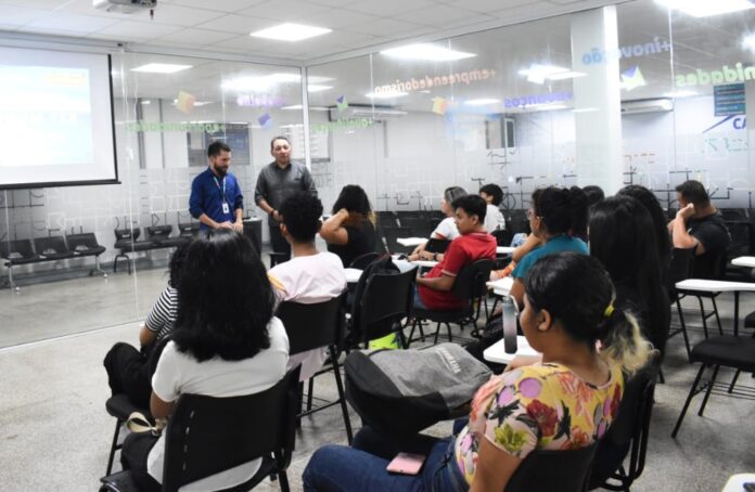 Capacitação () Capacitação ()