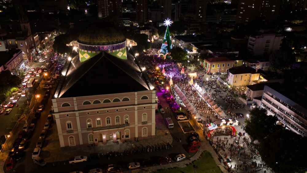 Largo de São Sebastião dá início ao 'Mundo Encantado do Natal' neste domingo