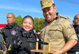Soldado Aryell Lins: Corpo de Bombeiros do Amazonas forma primeira mulher mergulhadora