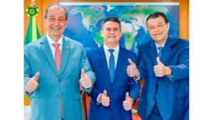 Prefeito enaltece Omar Aziz e Eduardo Braga por defesa da Zona Franca de Manaus na reforma tributária