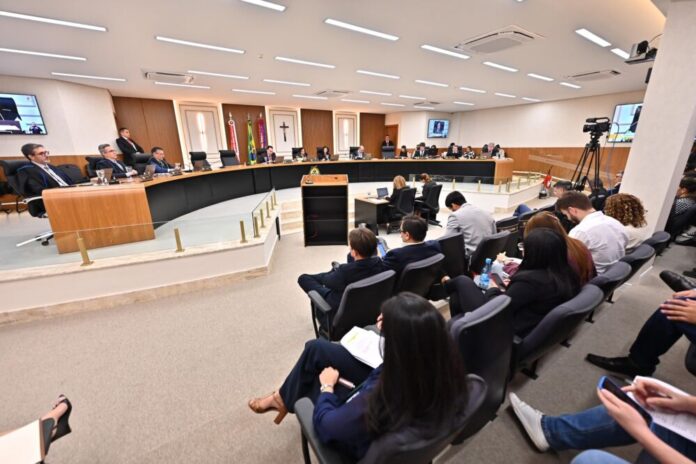 TCE AM julga irregulares contas de ex gestor da Câmara Municipal de Japurá e aplica multa de R$ mil