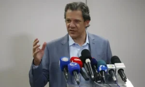 Haddad rebate fake news e garante que contribuição do MEI não mudou