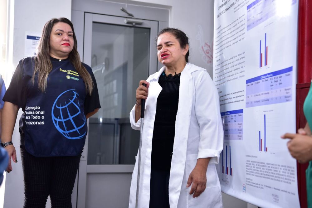 CETAM INCLUSÃO LEDORA GERLANE PEREIRA E ALUNA ELISABETE REGINA FOTO CLEUDILON PASSARINHO CETAM INCLUSÃO LEDORA GERLANE PEREIRA E ALUNA ELISABETE REGINA FOTO CLEUDILON PASSARINHO