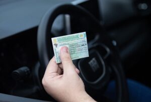 Saiba como deixar seus documentos e veículo em dia com o Detran-AM