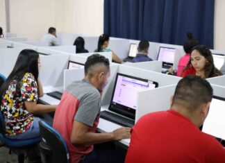 Provão Eletrônico inicia inscrições nesta segunda-feira (17) para estudantes de oito municípios Educacao Provao Eletronico Foto Euzivaldo Queiroz