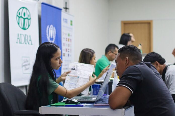 Sejusc Atendimentos a migrantes refugiados e apátridas Fotos Ygson França () Sejusc Atendimentos a migrantes refugiados e apátridas Fotos Ygson França ()