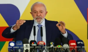 Em pronunciamento, Lula diz que tarifaço é “chantagem inaceitável”
