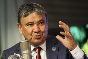 Educação e Bolsa Família ajudaram país a reduzir fome, avalia ministro