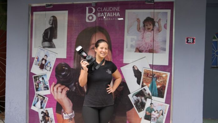 Afeam Claudine Batalha fotógrafa foto Zeca Leal Afeam () Afeam Claudine Batalha fotógrafa foto Zeca Leal Afeam ()