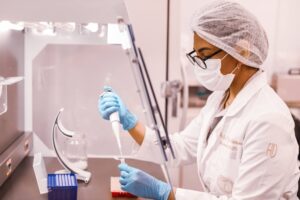 Fapeam lança edital para pesquisadores visitantes e pós-doutorado no Amazonas