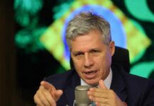 Governo pode prorrogar Brasil Soberano, diz Teixeira Paulo Teixeira