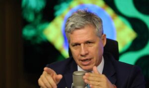 Governo pode prorrogar Brasil Soberano, diz Teixeira