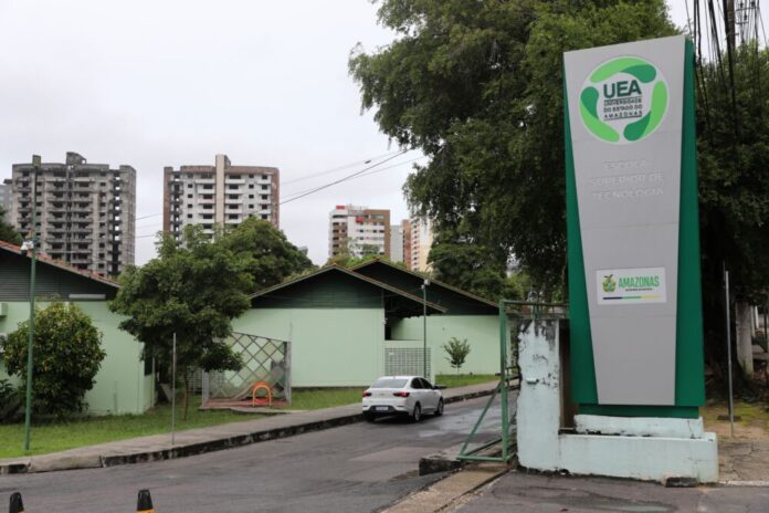 UEA Escola Superior de Tecnologia EST Daniel Brito