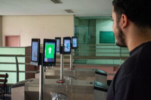 Com auxílio de reconhecimento facial, UEA reforça segurança nas unidades da capital