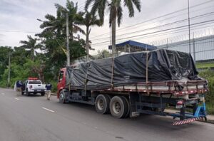 Mais de 400 veículos de grande porte foram autuados pelo Detran-AM em dois meses