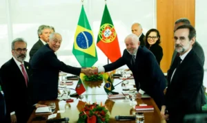 Presidentes do Brasil e Portugal se reúnem para fortalecer cooperação